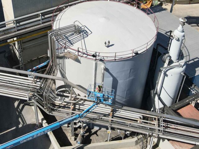 Protección anticorrosiva en depósito de agua