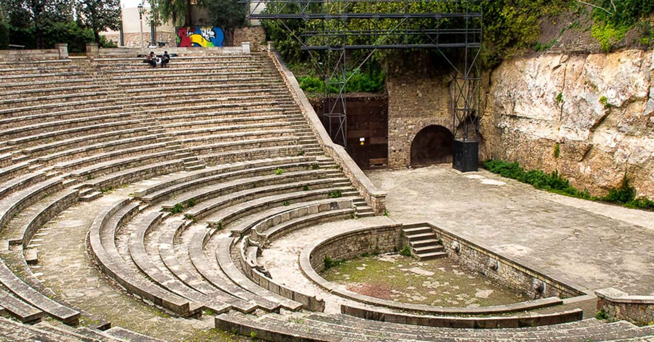 Restauración exterior del Teatre Greg de Barcelona