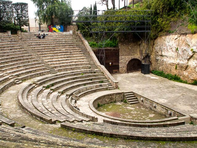 Restauración exterior del Teatre Greg de Barcelona